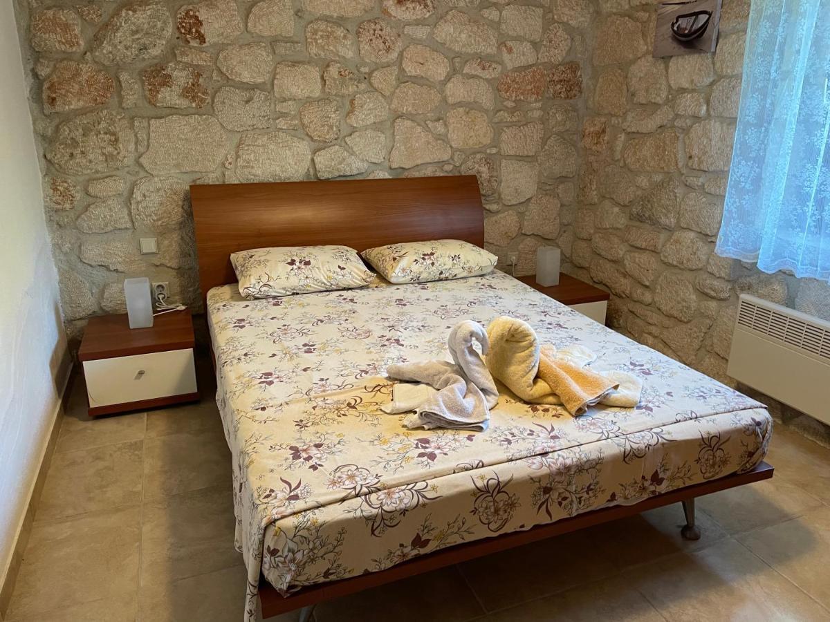 Jordan'S Stone House Villa Siviri Exterior photo